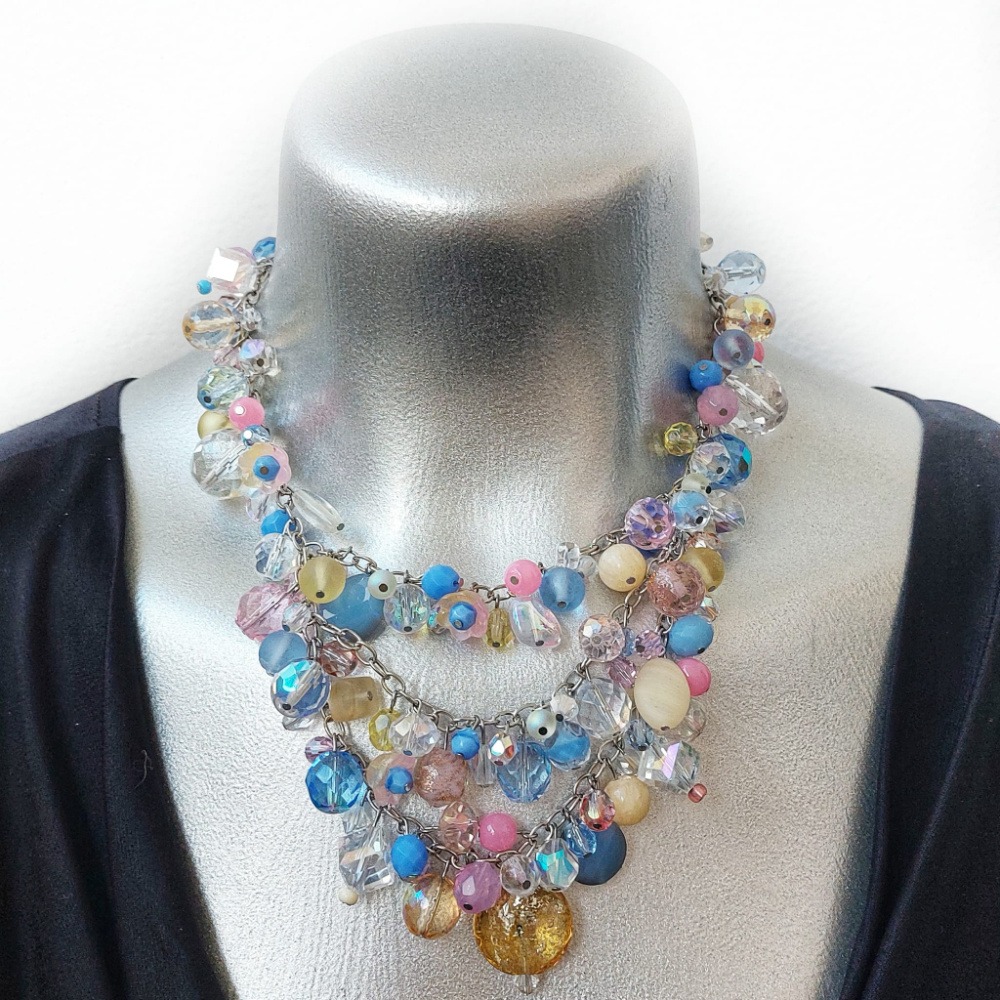 Winter Couture Atelier Collection - Sugarplum Shimmer - Bib Shaped Necklace
