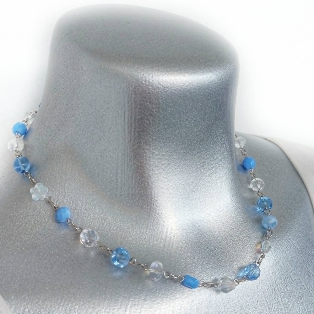 Between Dreams - The Becoming Piece - Beaded Necklace - Image 2