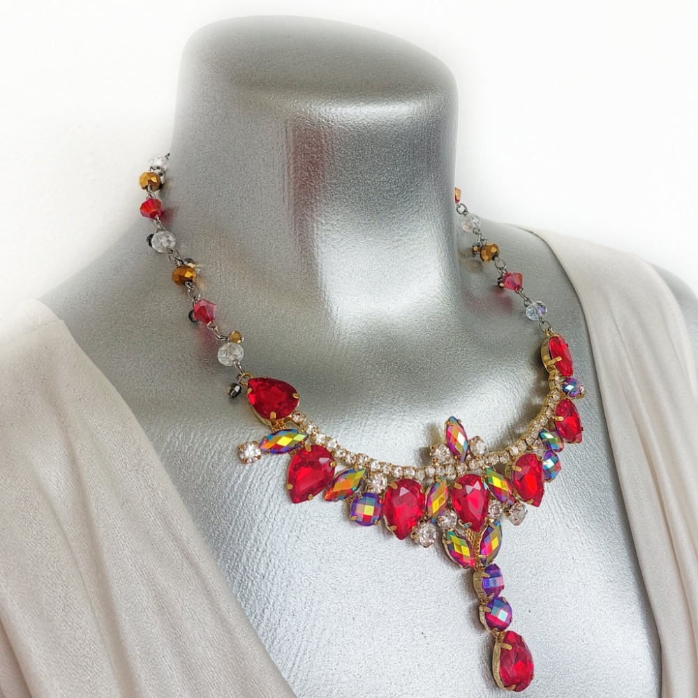 The Midsummer Masquerade Collection - The Sovereign Crimson - Image 2