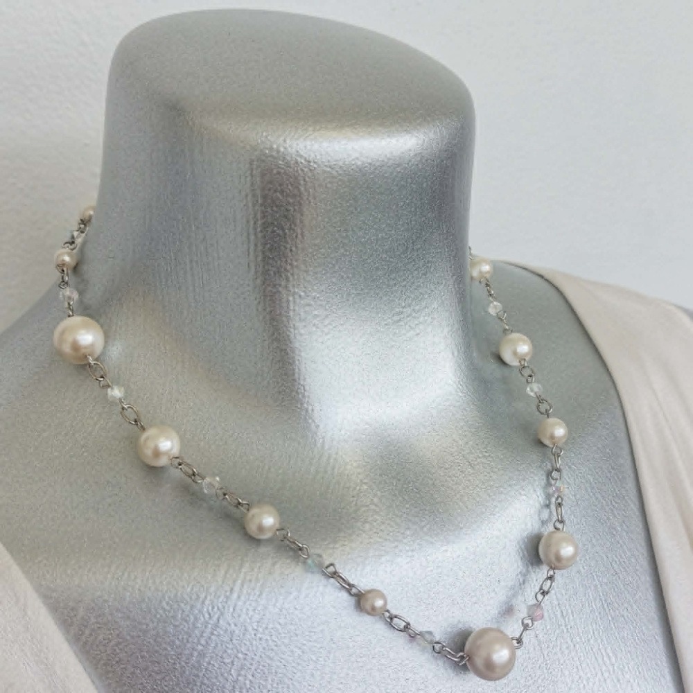 Sample Sale - Pearl Short Layering Necklace - Image 2